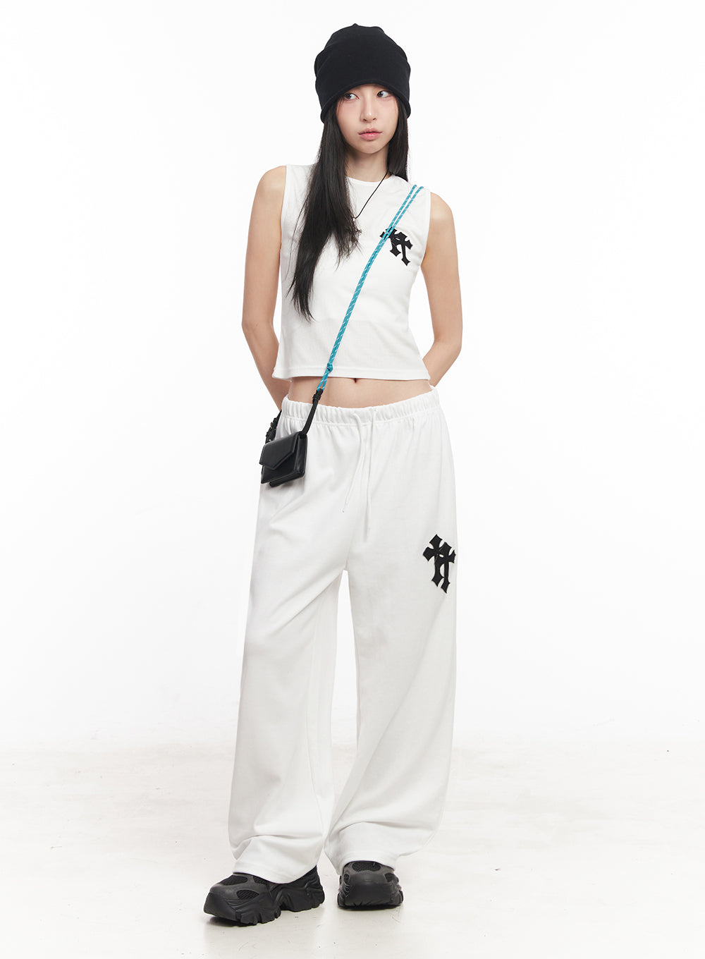 Patched Chic Sleeveless Top IY516