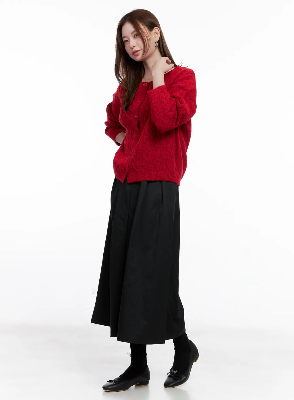 Loose-Fit Cable Knit Cardigan CG521