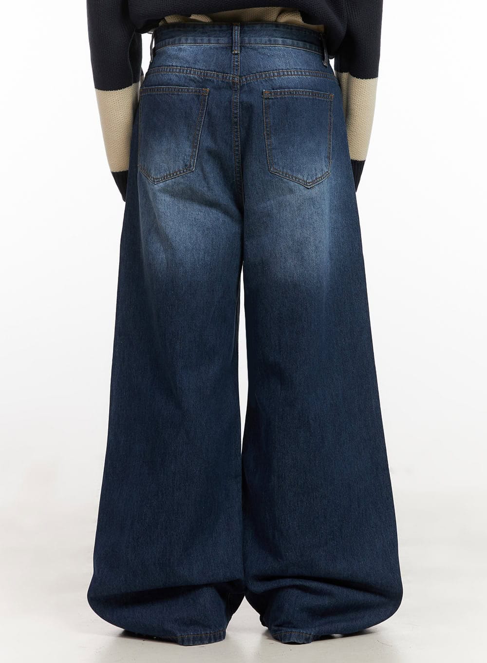 Men's Washed Relaxed-Fit Jeans (Blue) IJ517