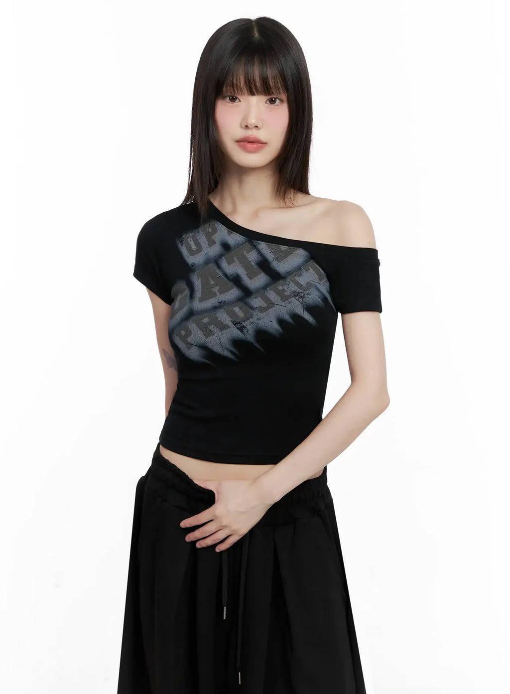 Asymmetric Off-Shoulder Graphic Top IL528