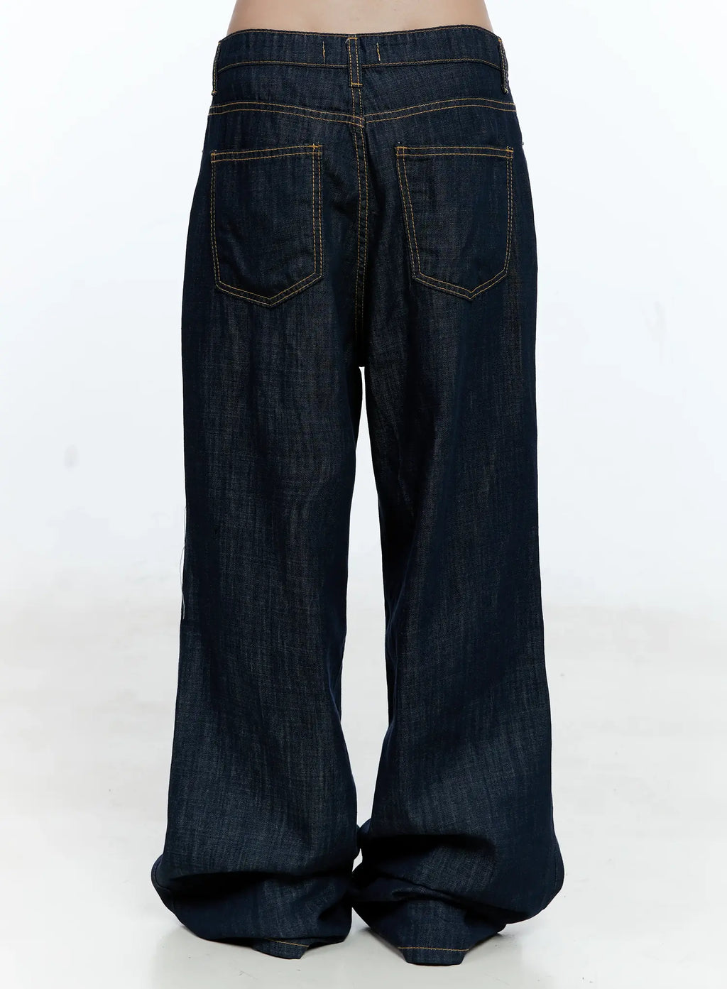 Nari No-Fade Wide-Leg Denim Jeans CG512