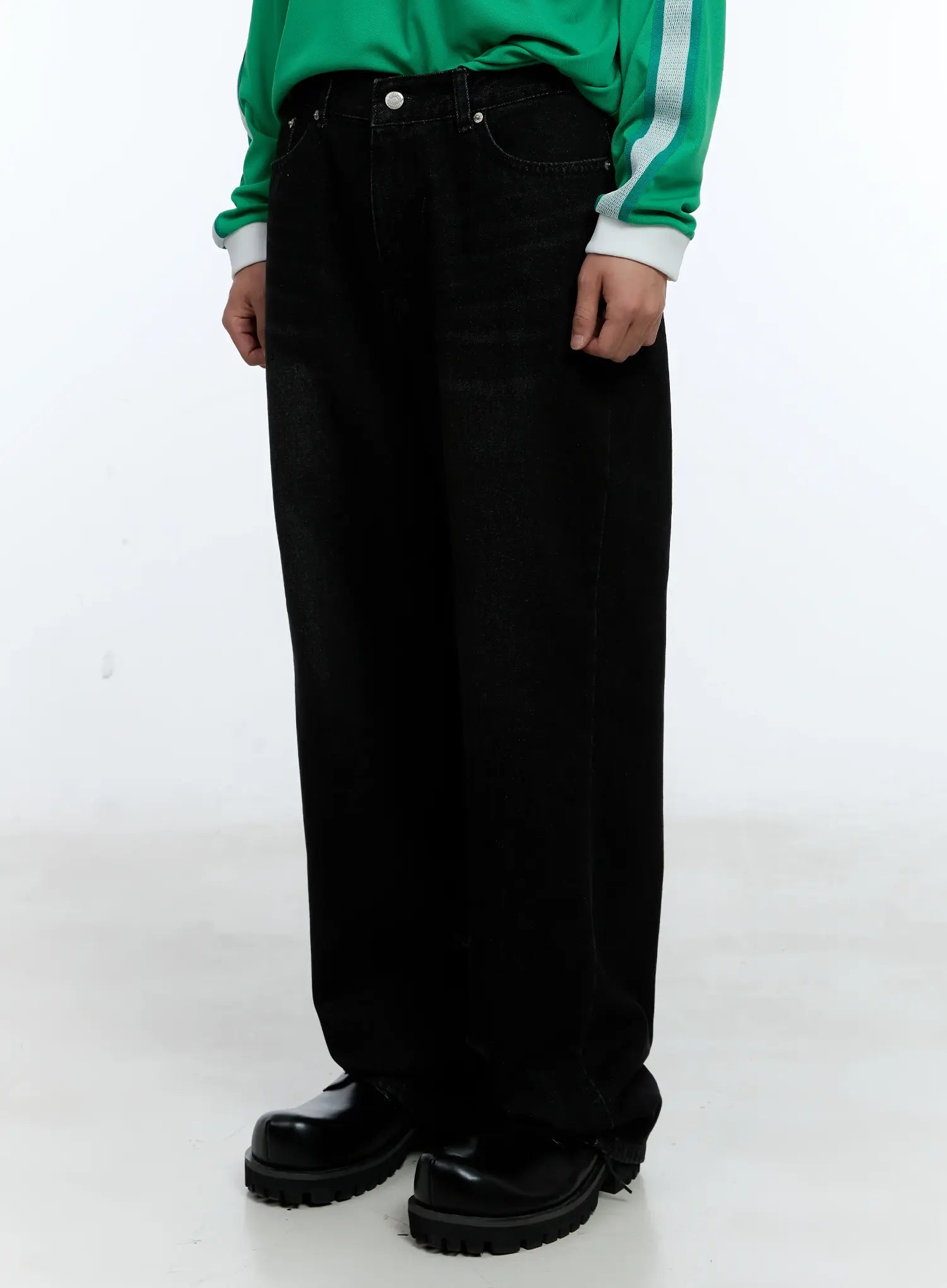 Men's Recycled Wide-Leg Denim Jeans IL515