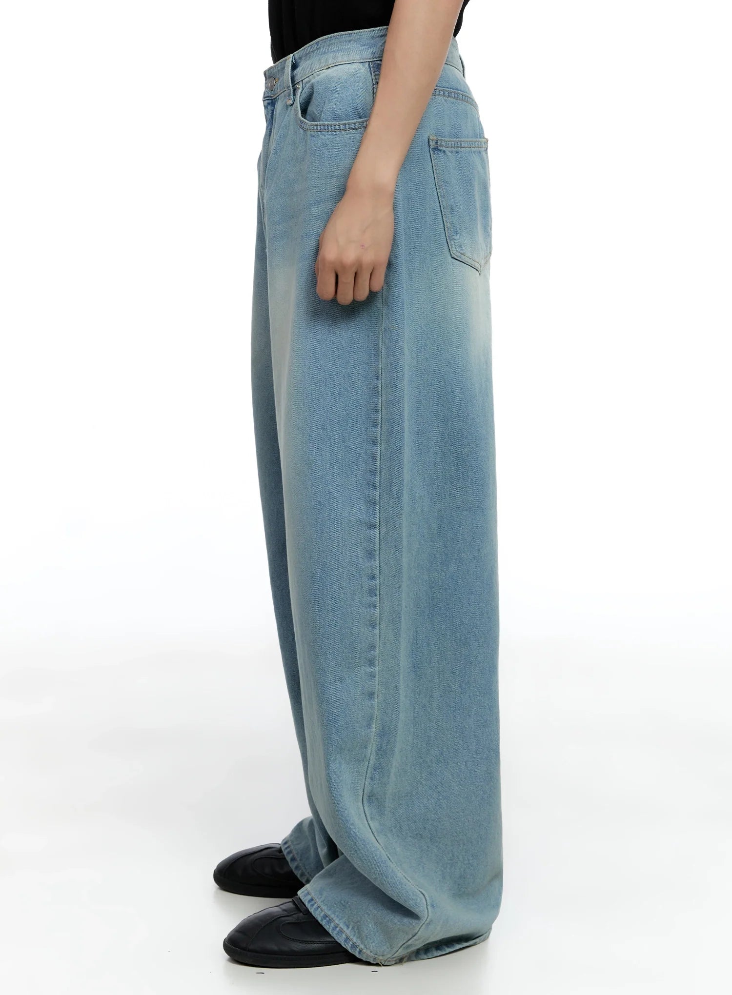 Men's Mid-Wash Baggy Jeans IG520