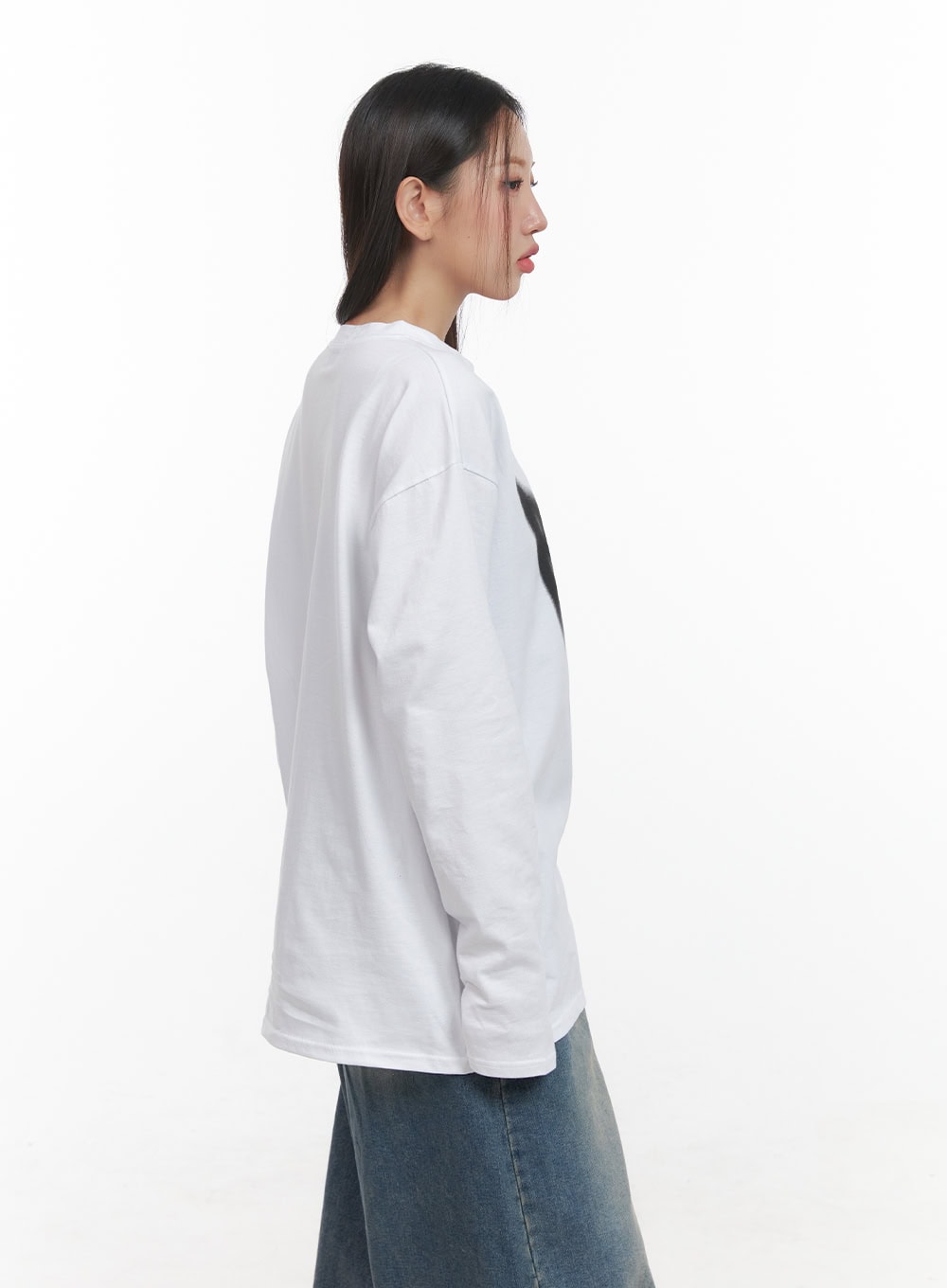 Oversized Graphic Print Long Sleeve Tee CD411