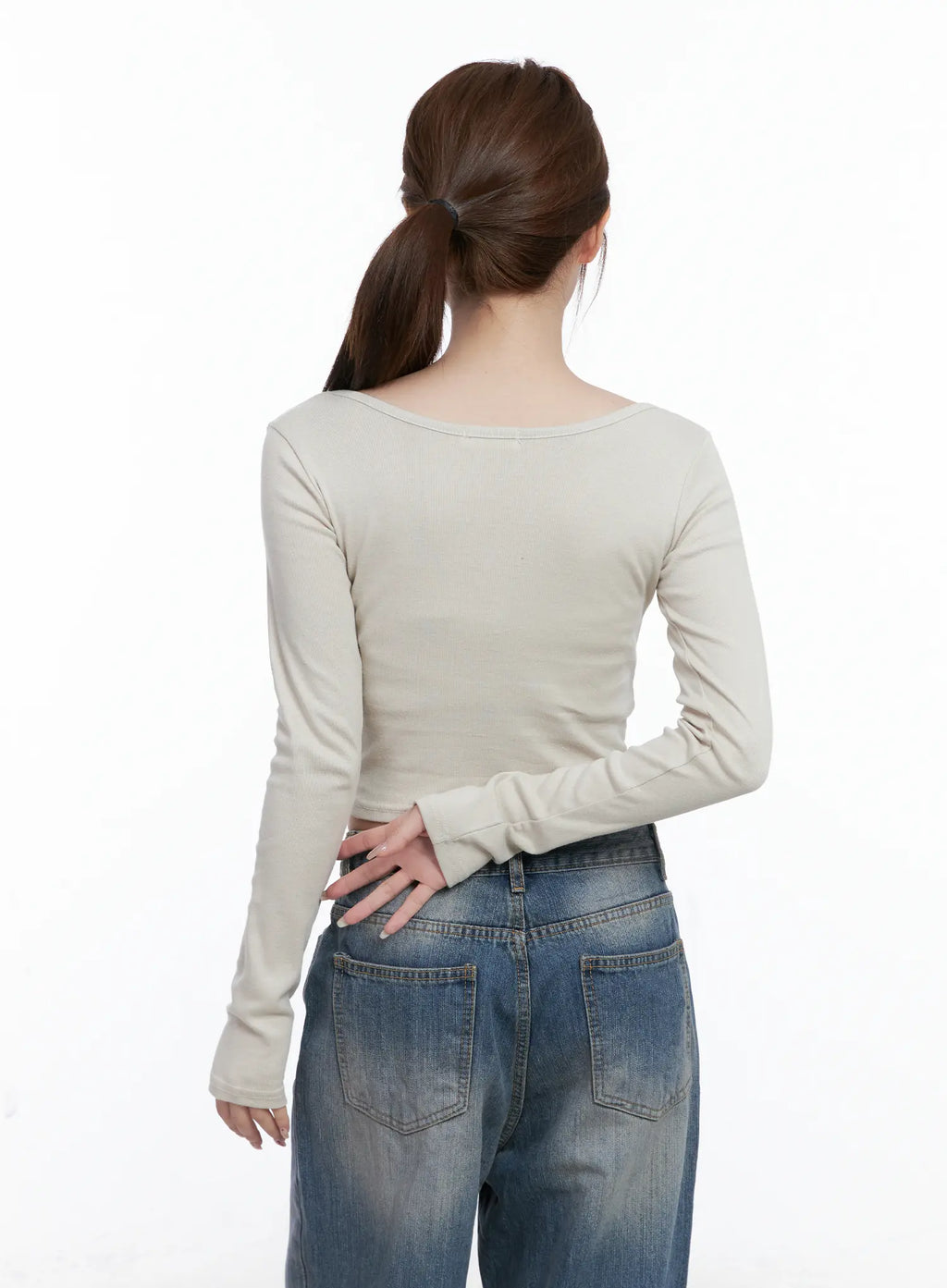 Basic U-Neck Long Sleeve Crop Tee CG529