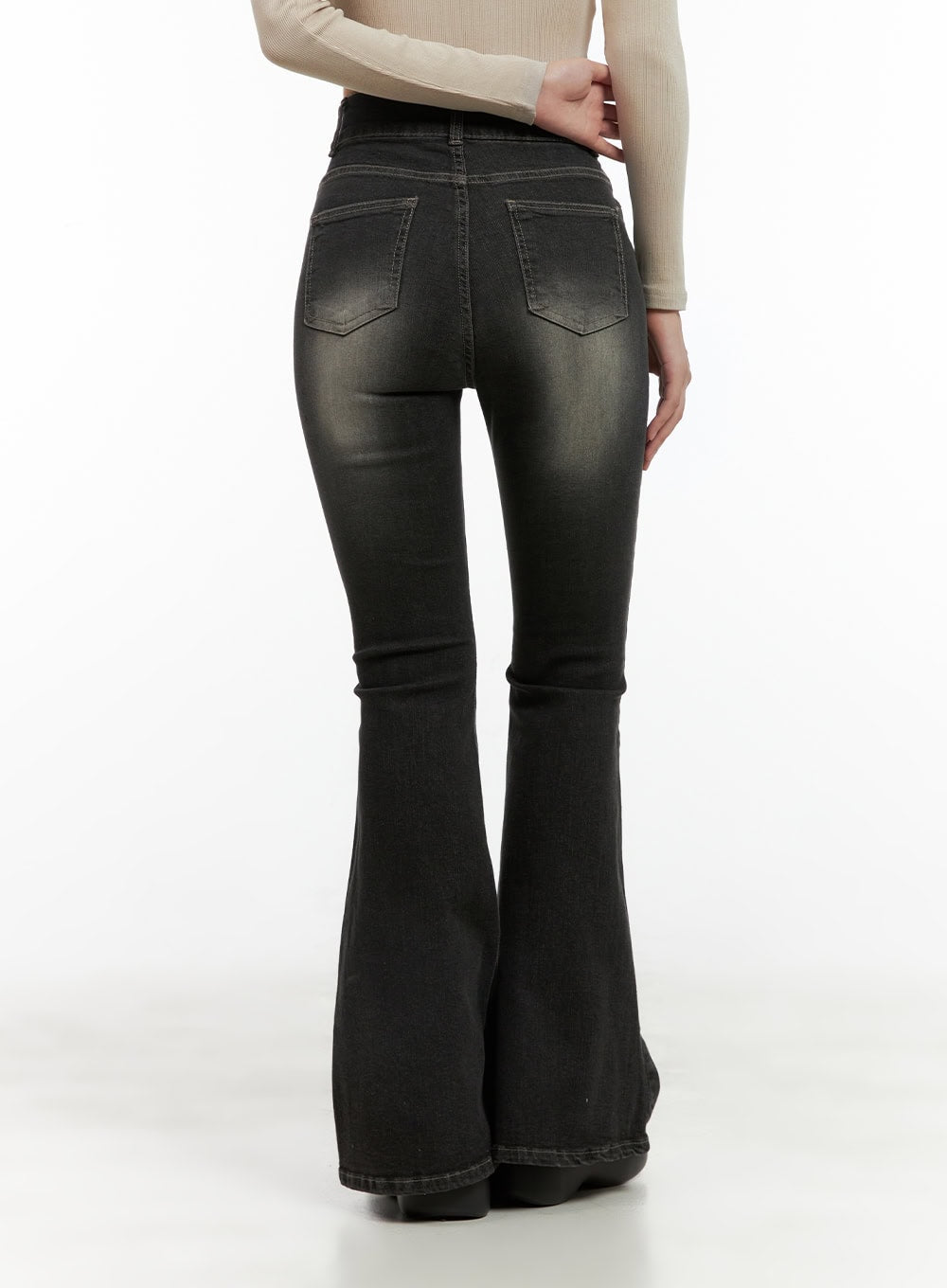 Quinn Double-Button Slim Bootcut Jeans CG422