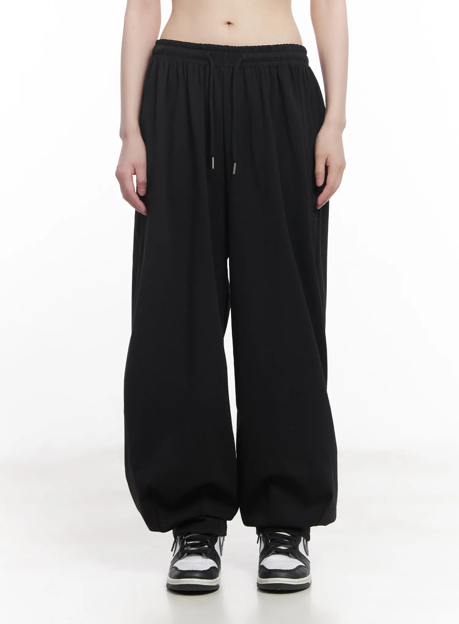 Cozy Adjustable Wide-Fit Sweatpants CU518