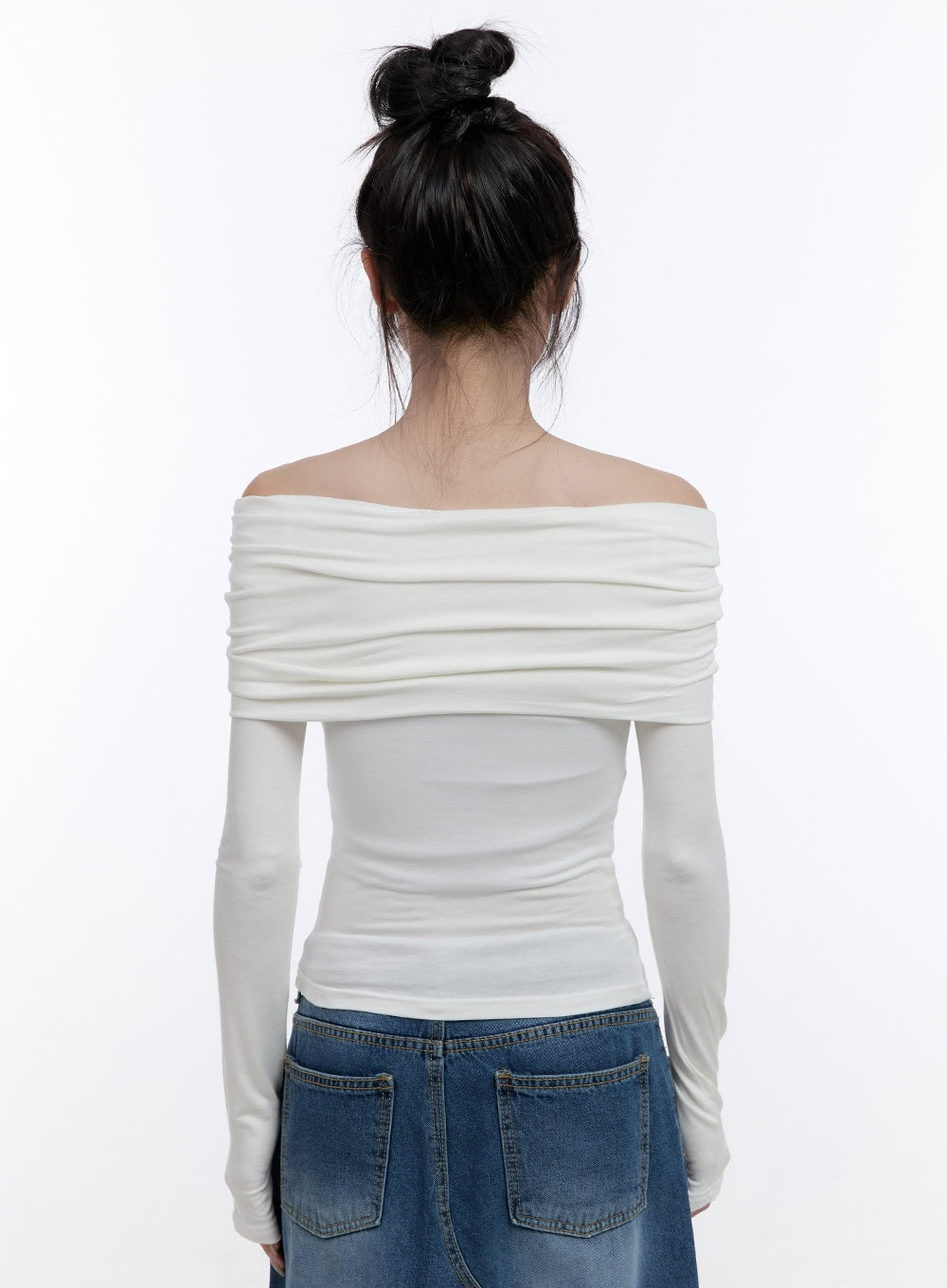 Shirred Off-Shoulder Solid T-Shirt CO419