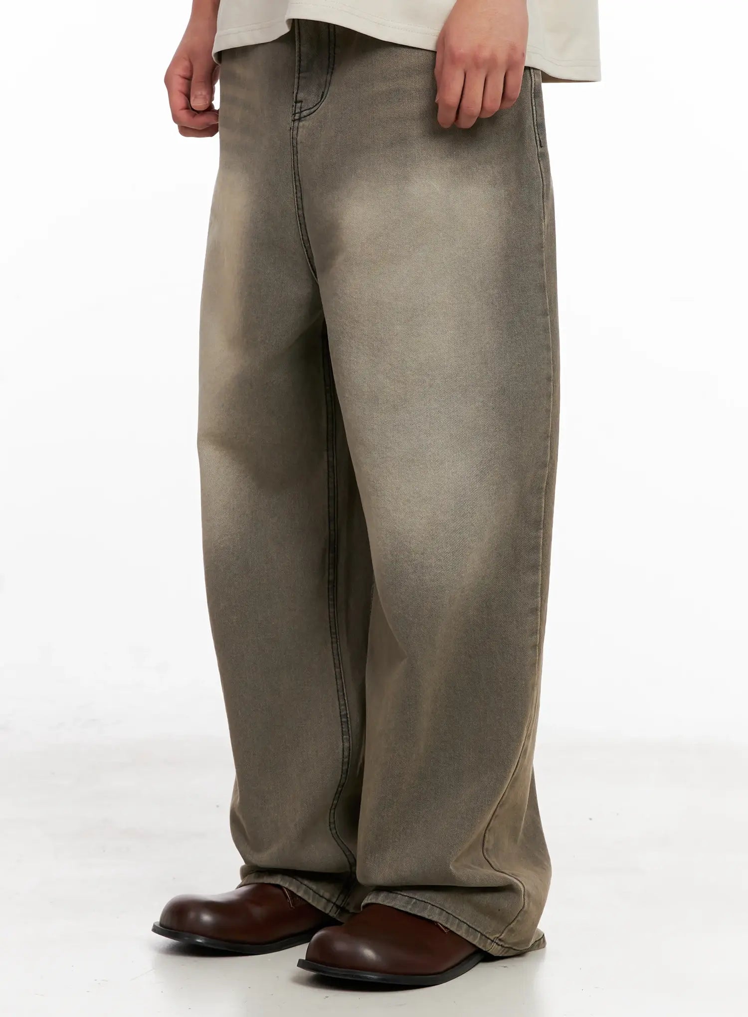 Men's Washed Wide-Leg Denim Jeans IL521