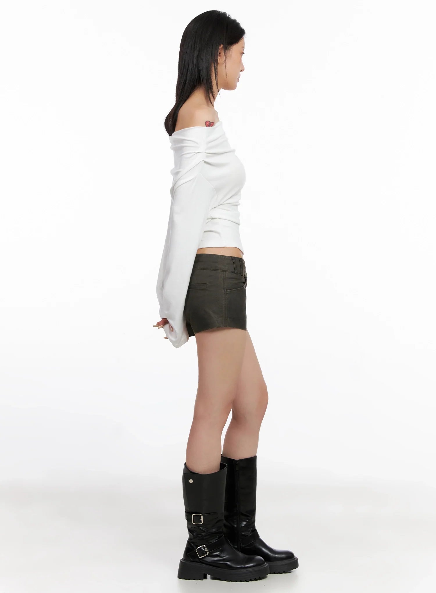 Low Rise Faux Leather Shorts IS508