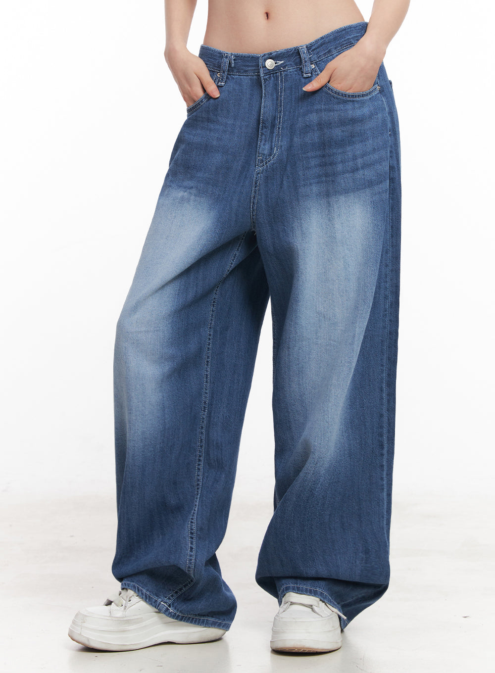 Bibi Wide-Leg Jeans IY516