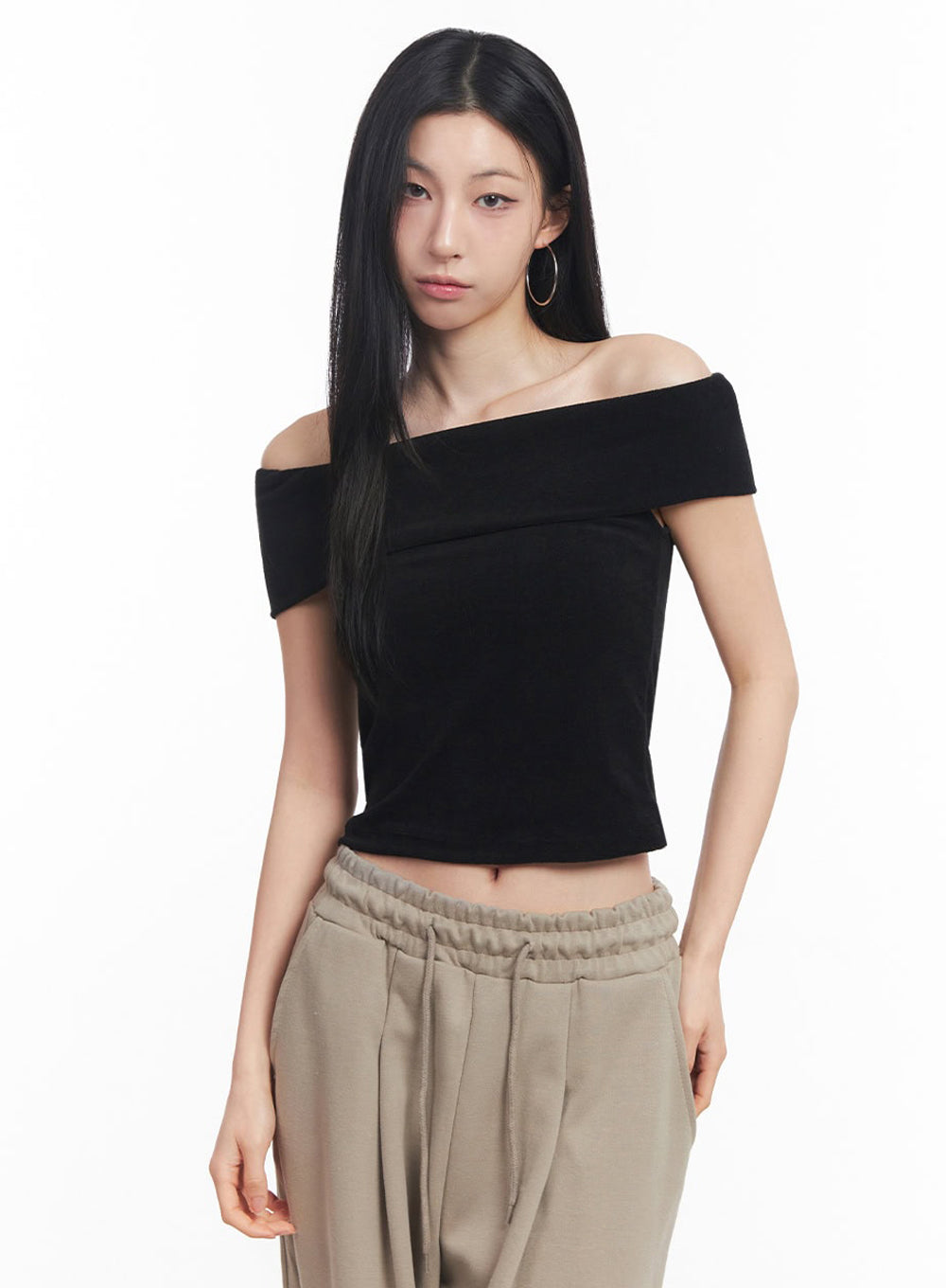 Classic Off-Shoulder Crop Top IY516