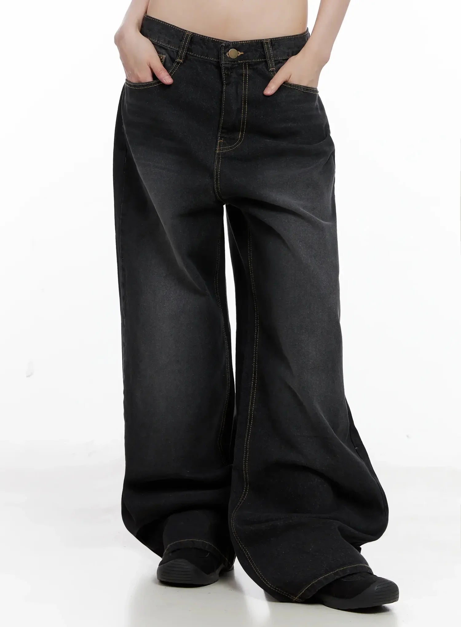 IU Vintage Black Baggy Jeans IL528