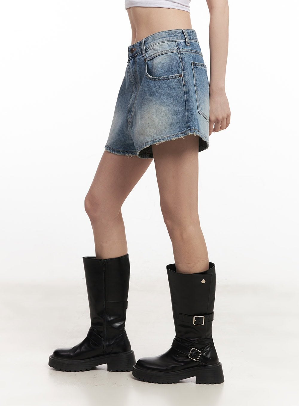 Slouchy-Fit Denim Shorts CA514