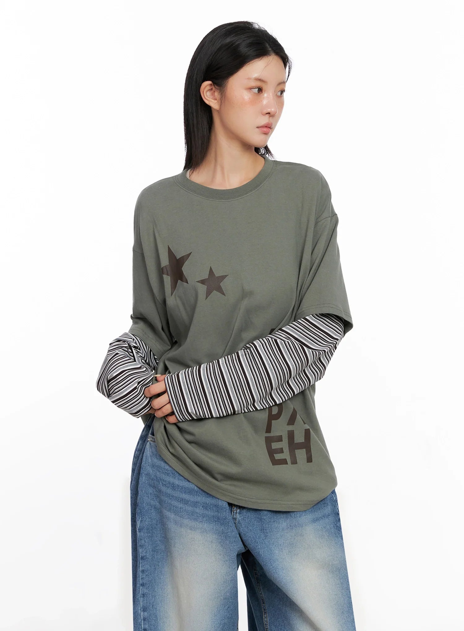 Layered Star Print Long Sleeve Tee IS515