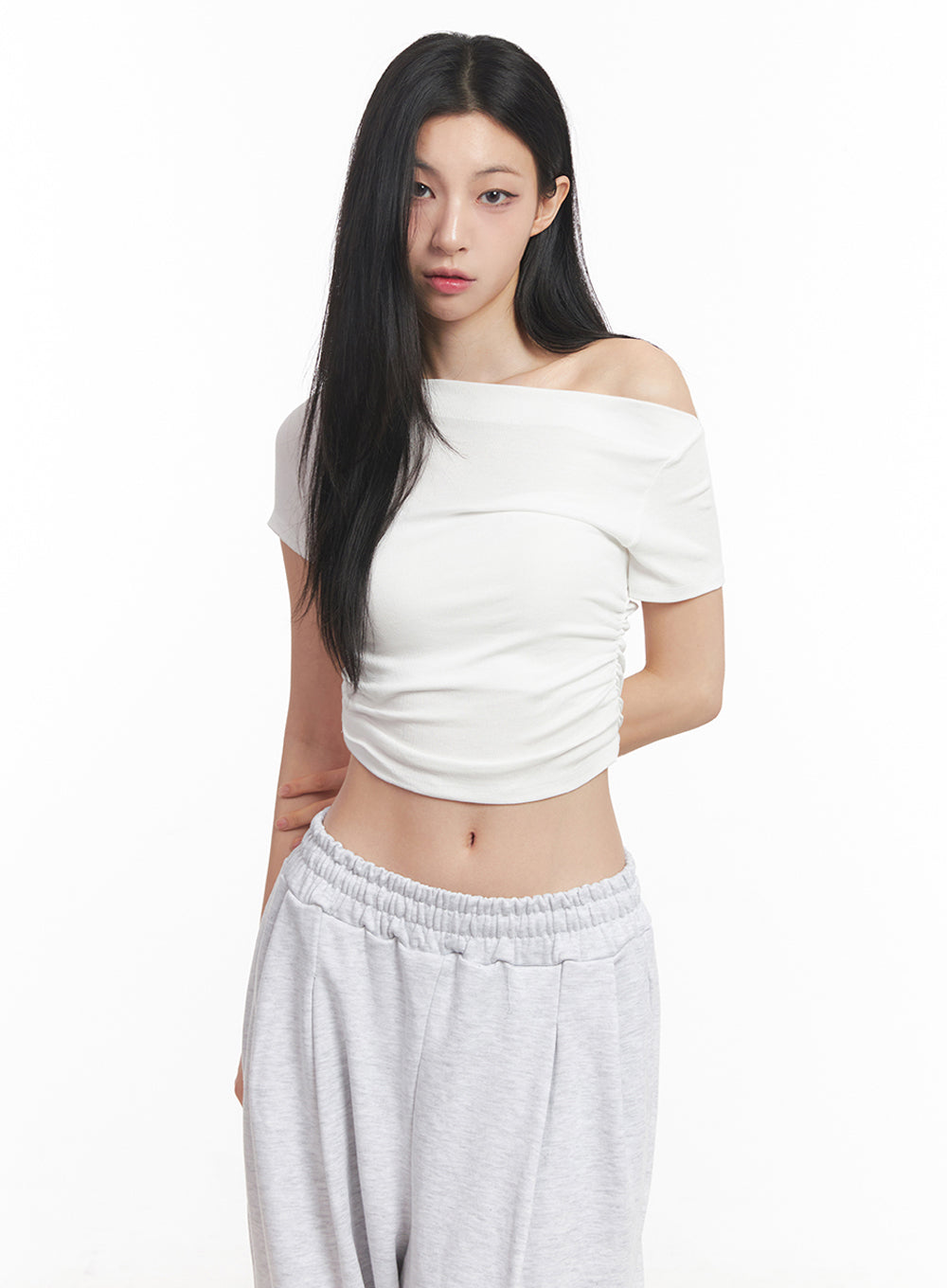 Off-Shoulder Shirred Crop Tee IY516