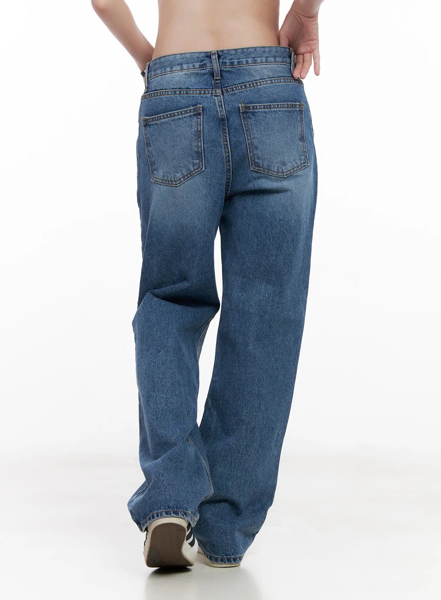 Juun Straight-Leg Blue Jeans CL523
