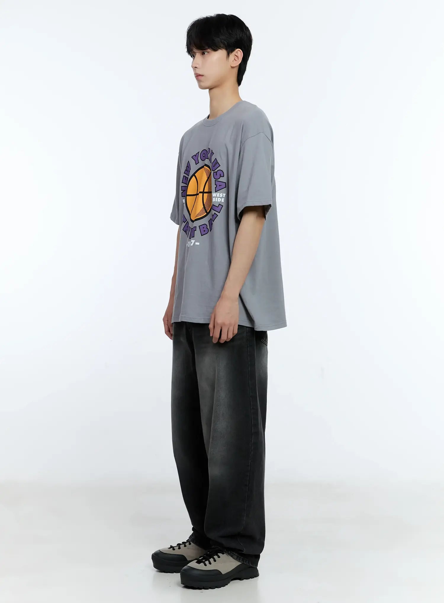 Men's Washed Loose-Fit Jeans IL529