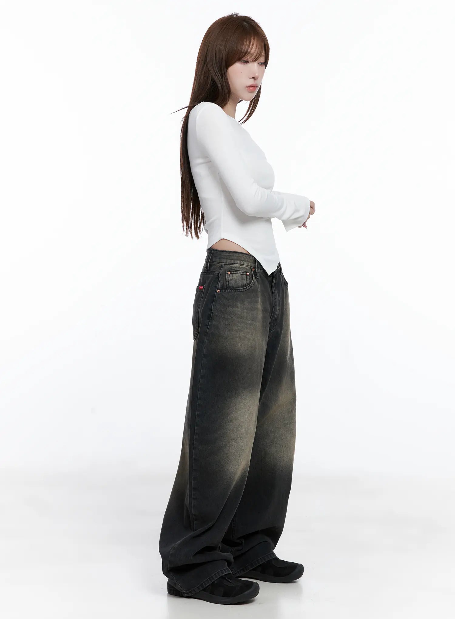 Asymmetric Hem Long Sleeve Top CG529