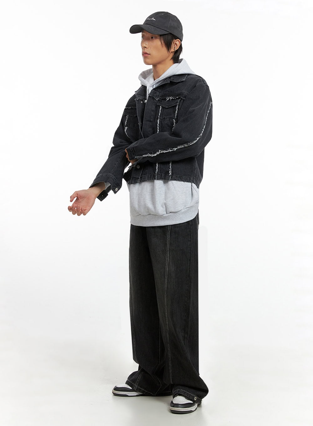 Men's Fray Detail Denim Jacket IO417