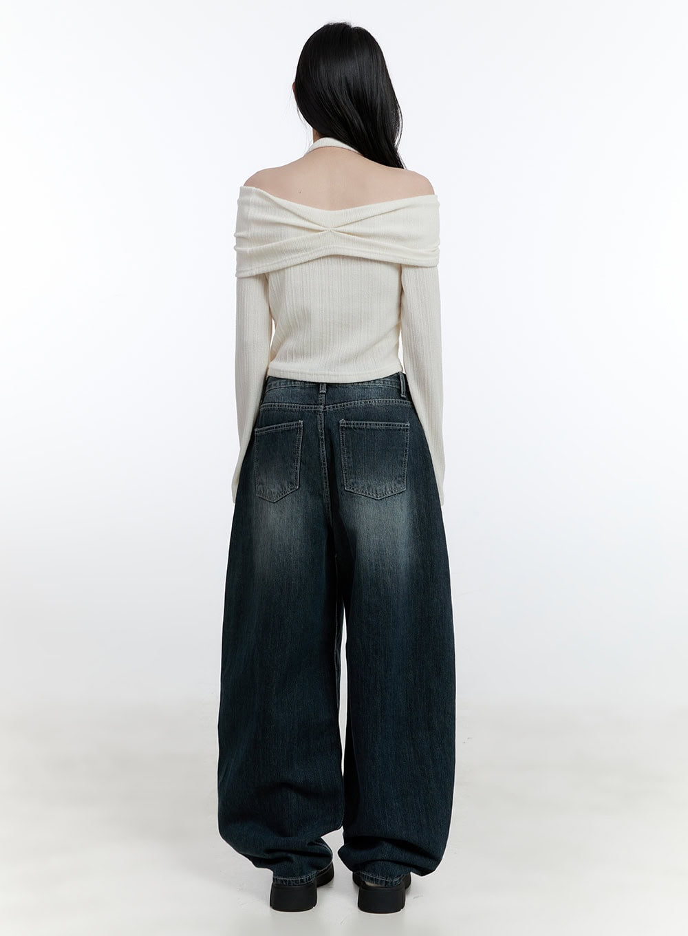 Long-Sleeve Off-Shoulder Halter Crop Top CJ520