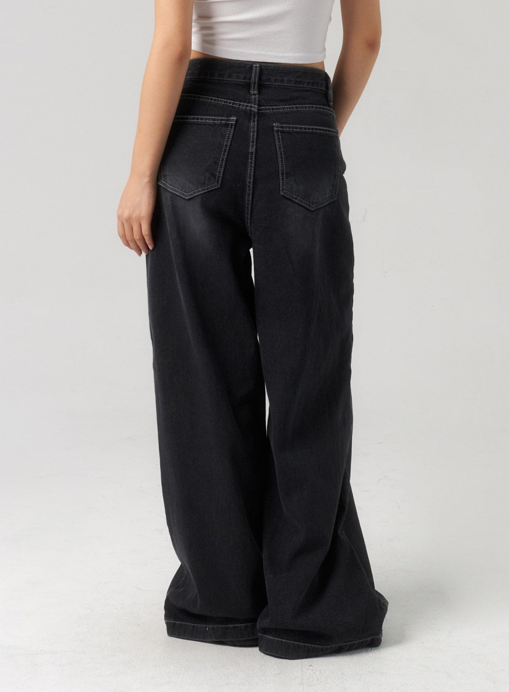 Oversized Leg Jeans CL303