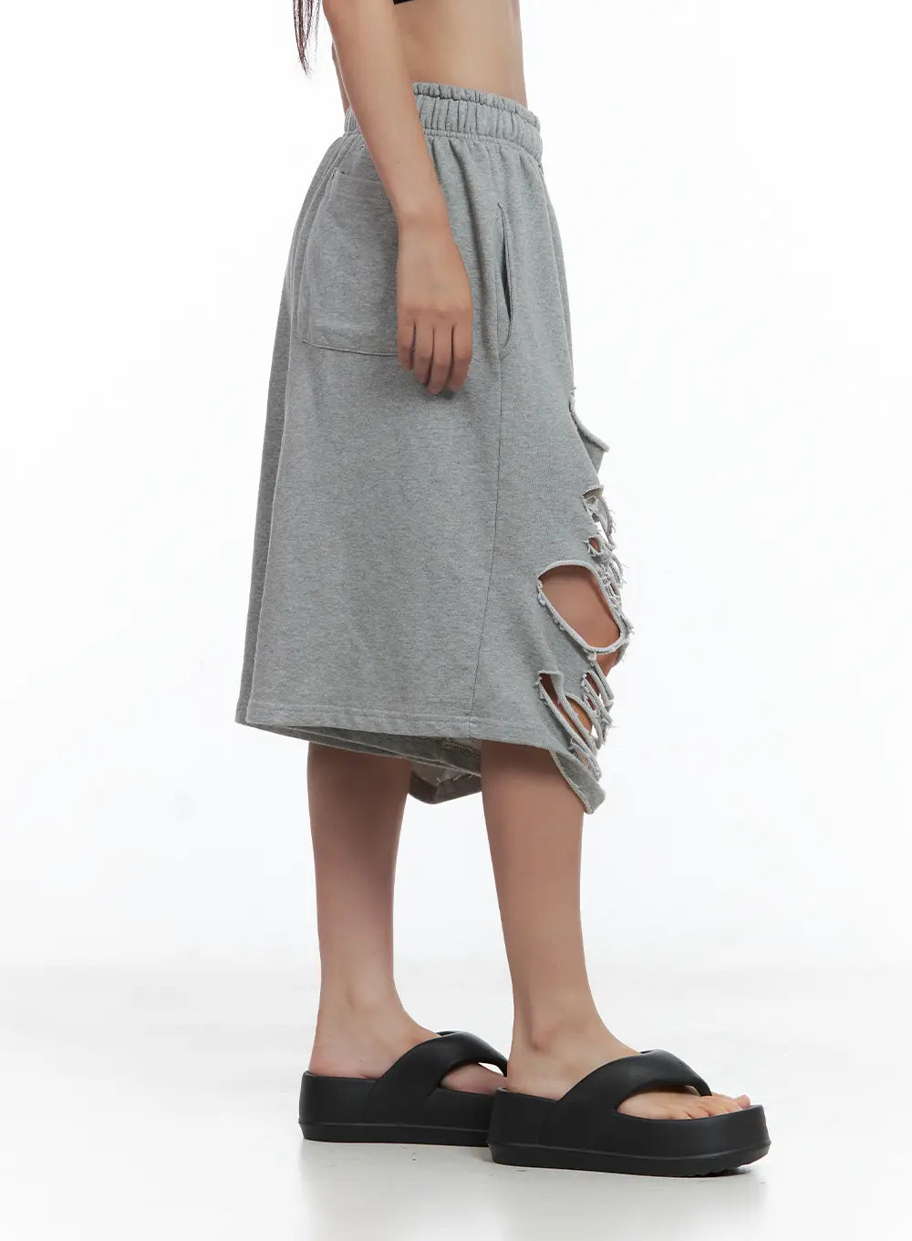 Distressed Bermuda Sweatshorts CL508