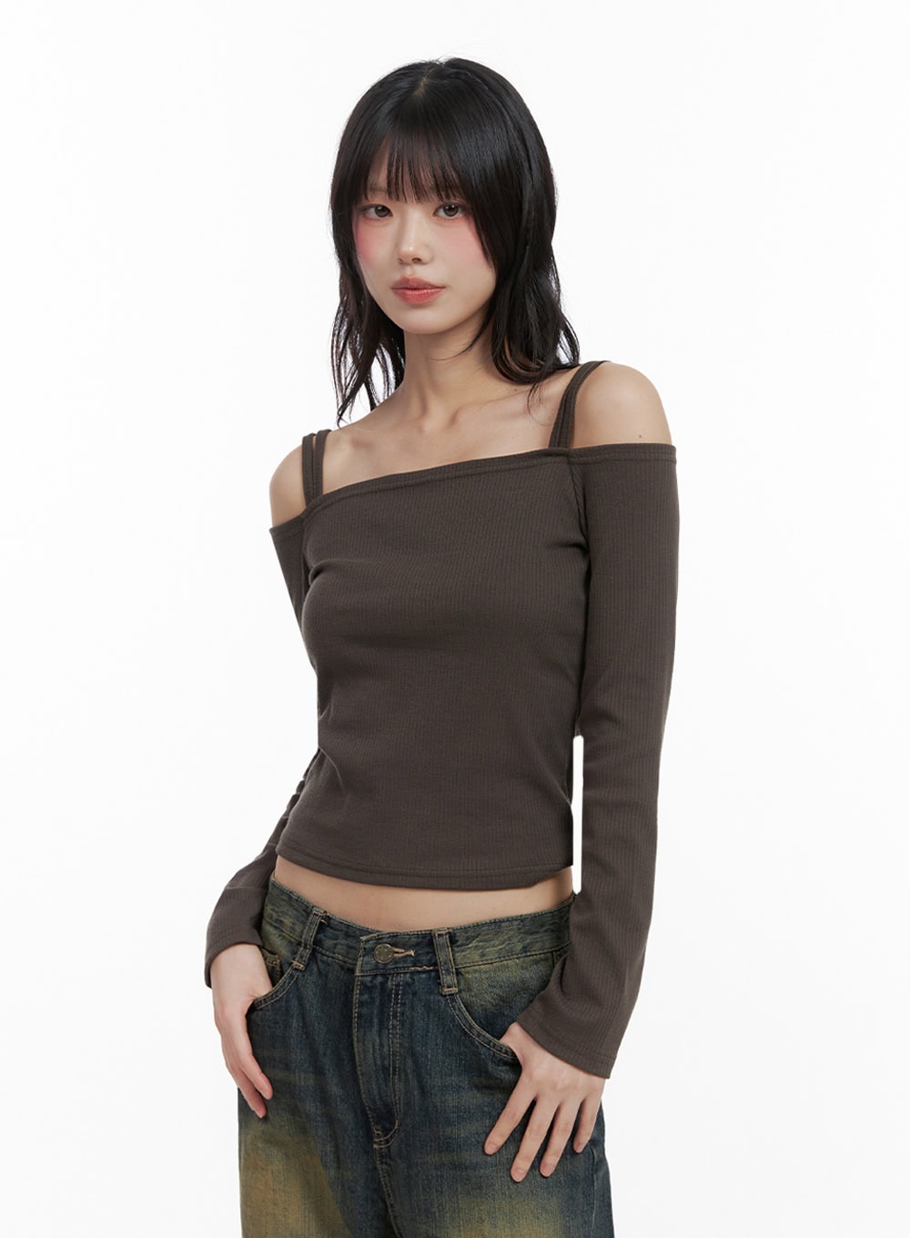 Strap Off-Shoulder Crop Top IO430