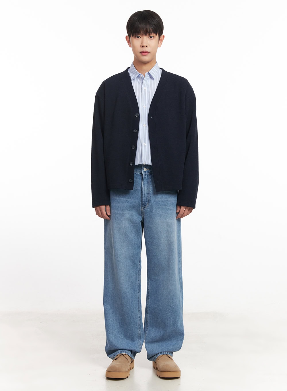 Men's V-Neck Buttoned Cardigan IM527