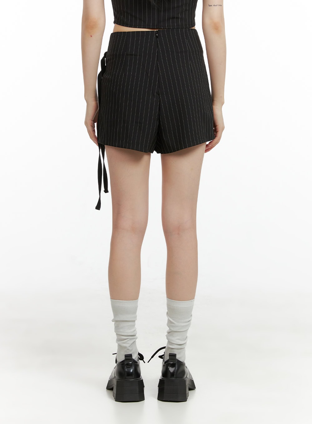 Stripe Buckle Wrap Shorts CL402