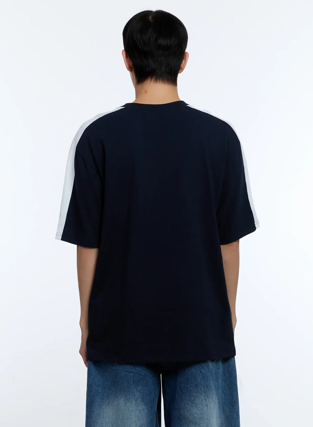 Men's V-Neck Champions League Graphic Jersey IG515