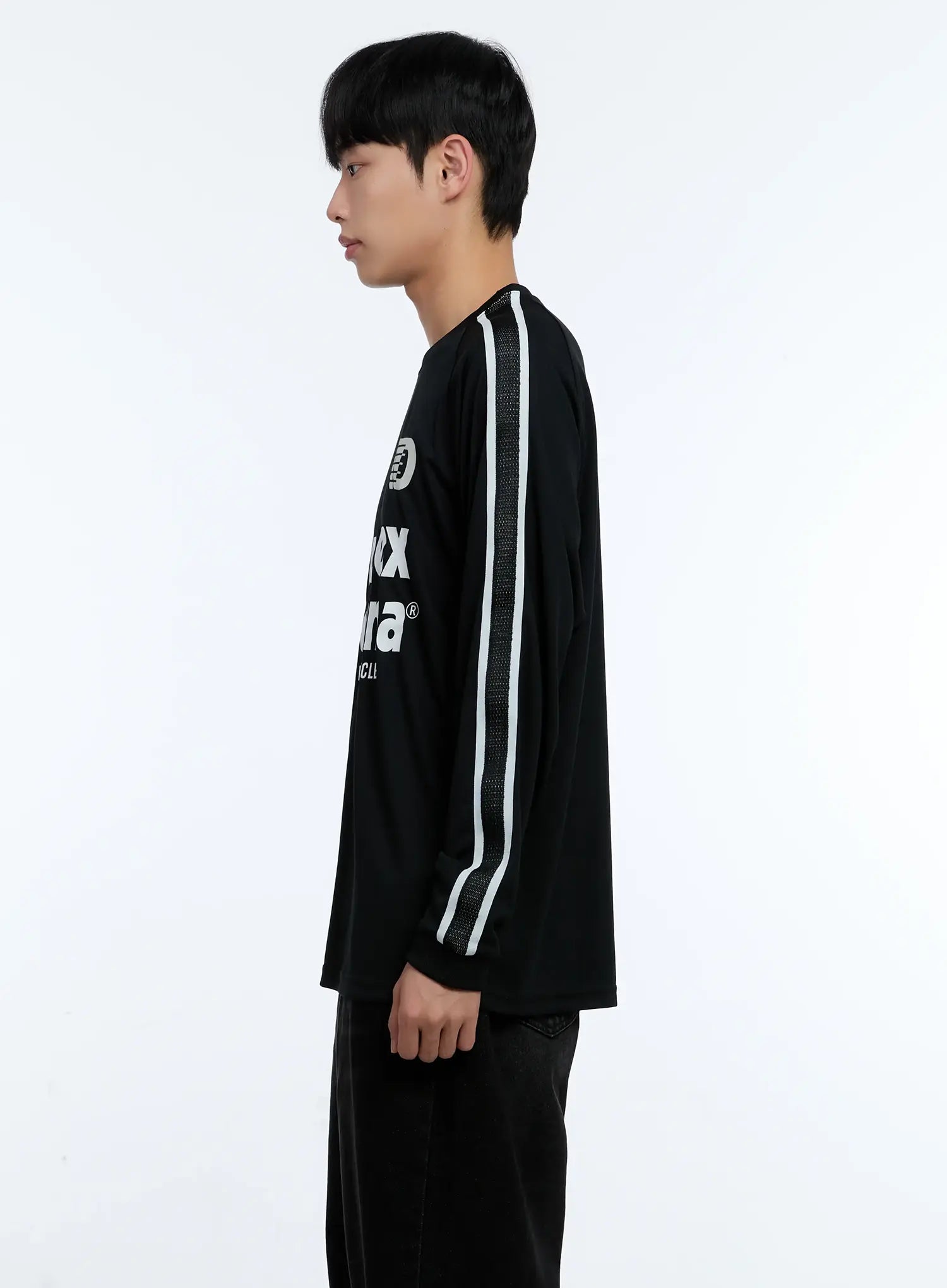 Men's Graphic Long-Sleeve Tee IL515