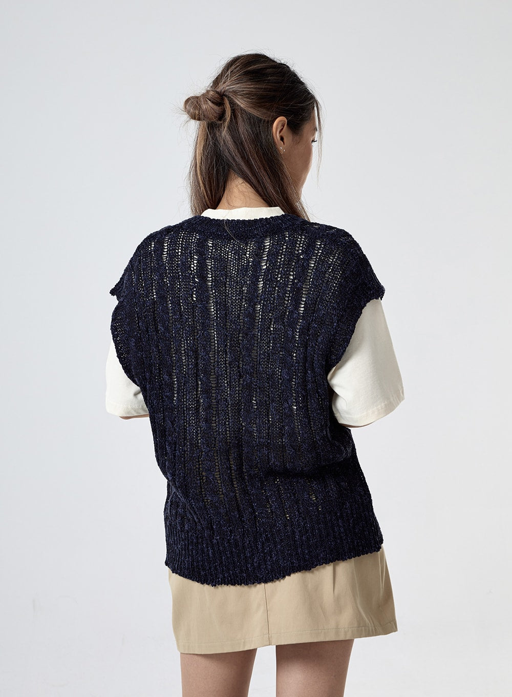 V-Neck Mesh Knitted Vest CG24