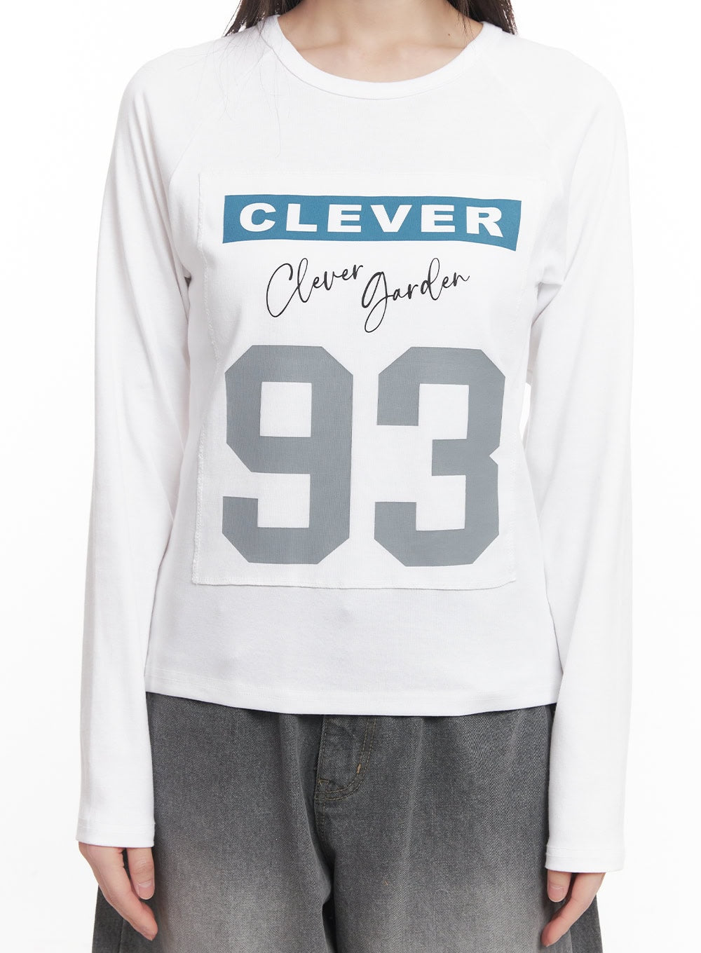 "93" Graphic Long Sleeve Top CM520
