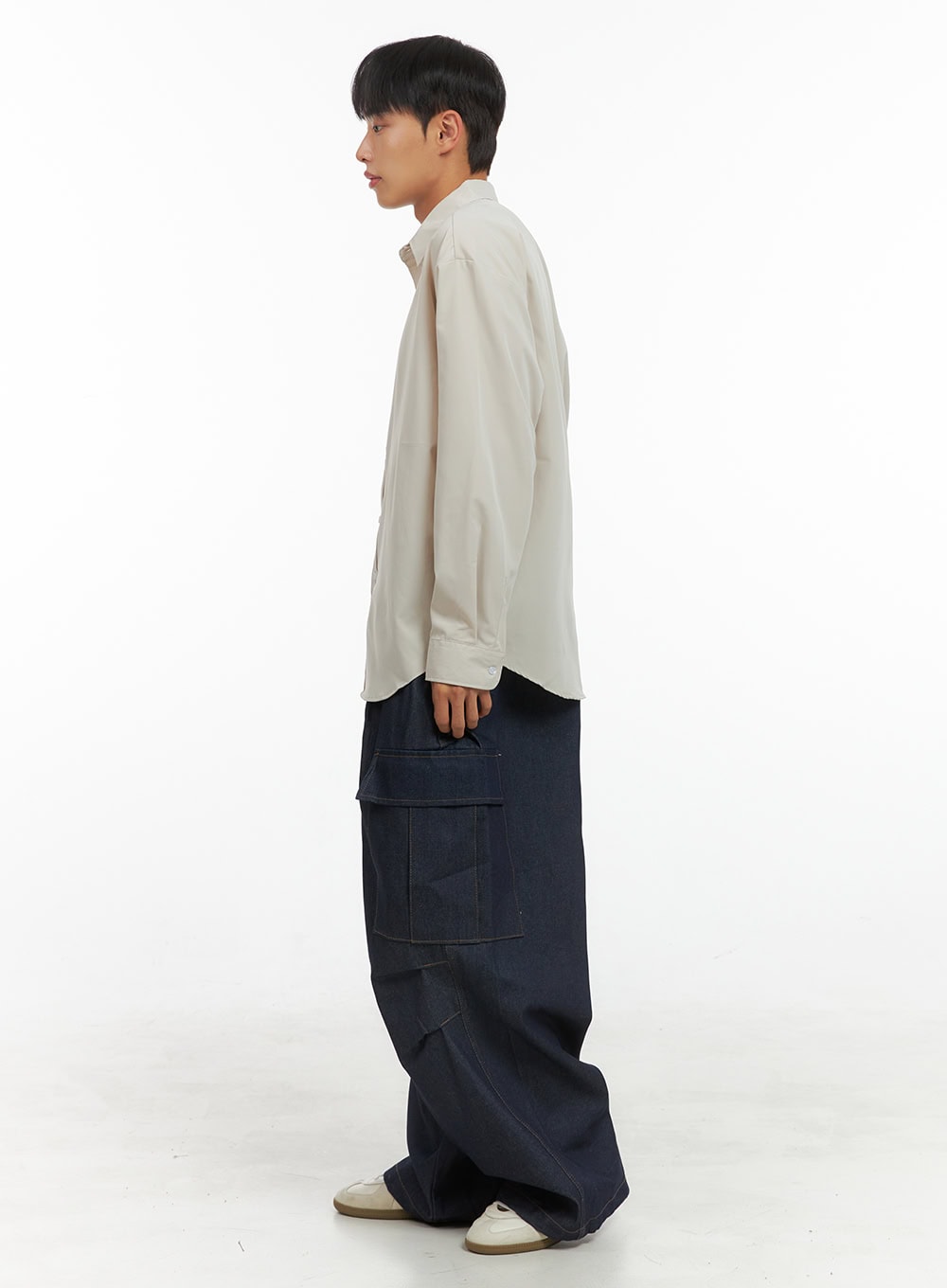 Men's Solid Collared Buttoned Shirt IS420