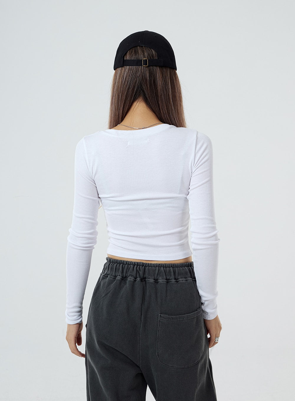 Button U-Neck Crop Long Sleeve T-Shirt CS02