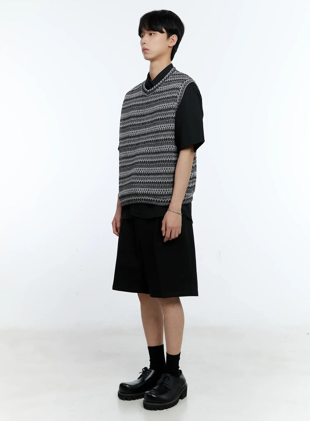 Men's Pleat Bermuda Shorts IG501