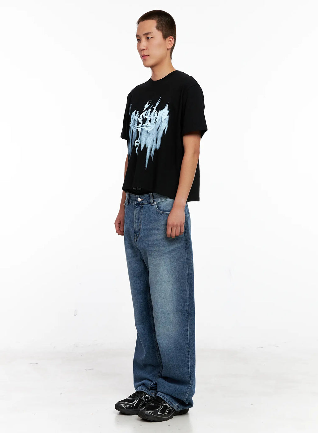Men's Wide-Leg Washed Denim Jeans IG511