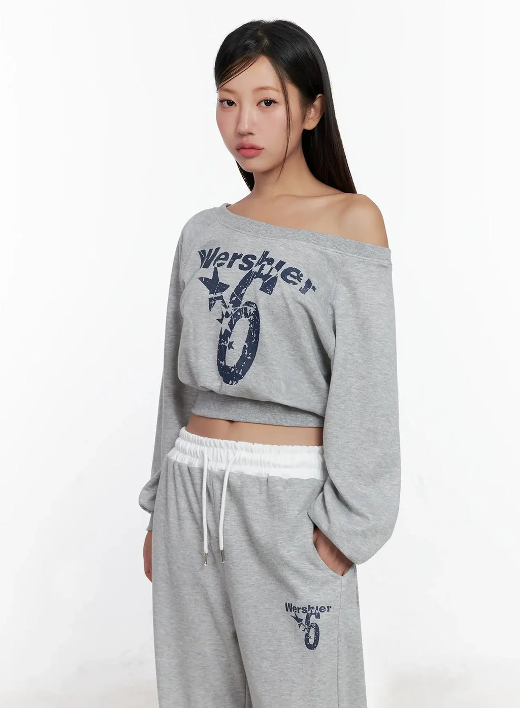 Off-Shoulder Cropped Sweatshirt IG527