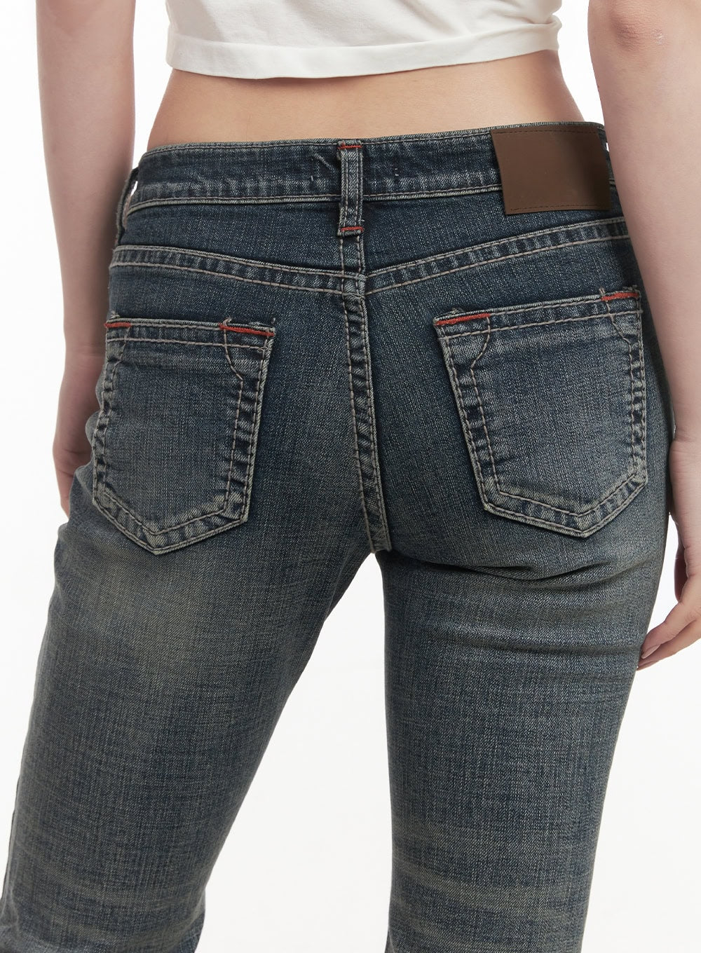 Elisa Stitched Low-Rise Flared Jeans CF514