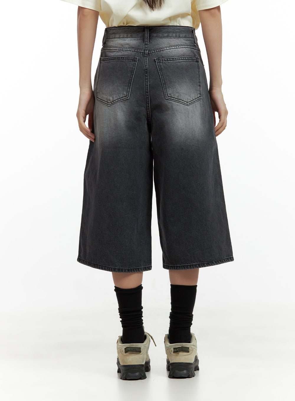 Washed Wide Jorts CU420