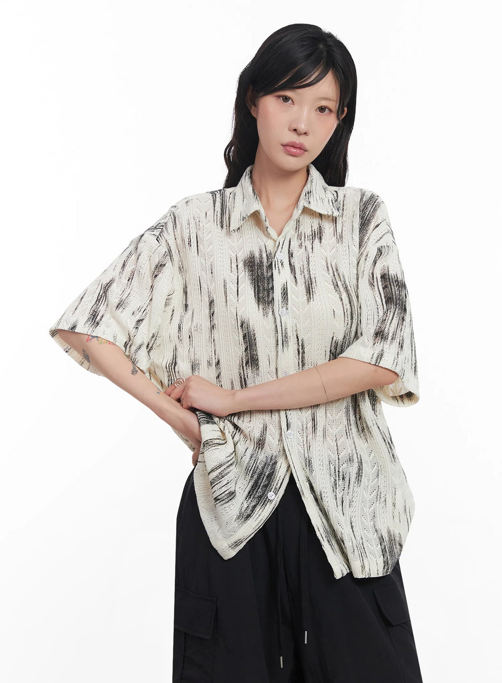 Brushstroke Knit Collared Button-Up Top IC503