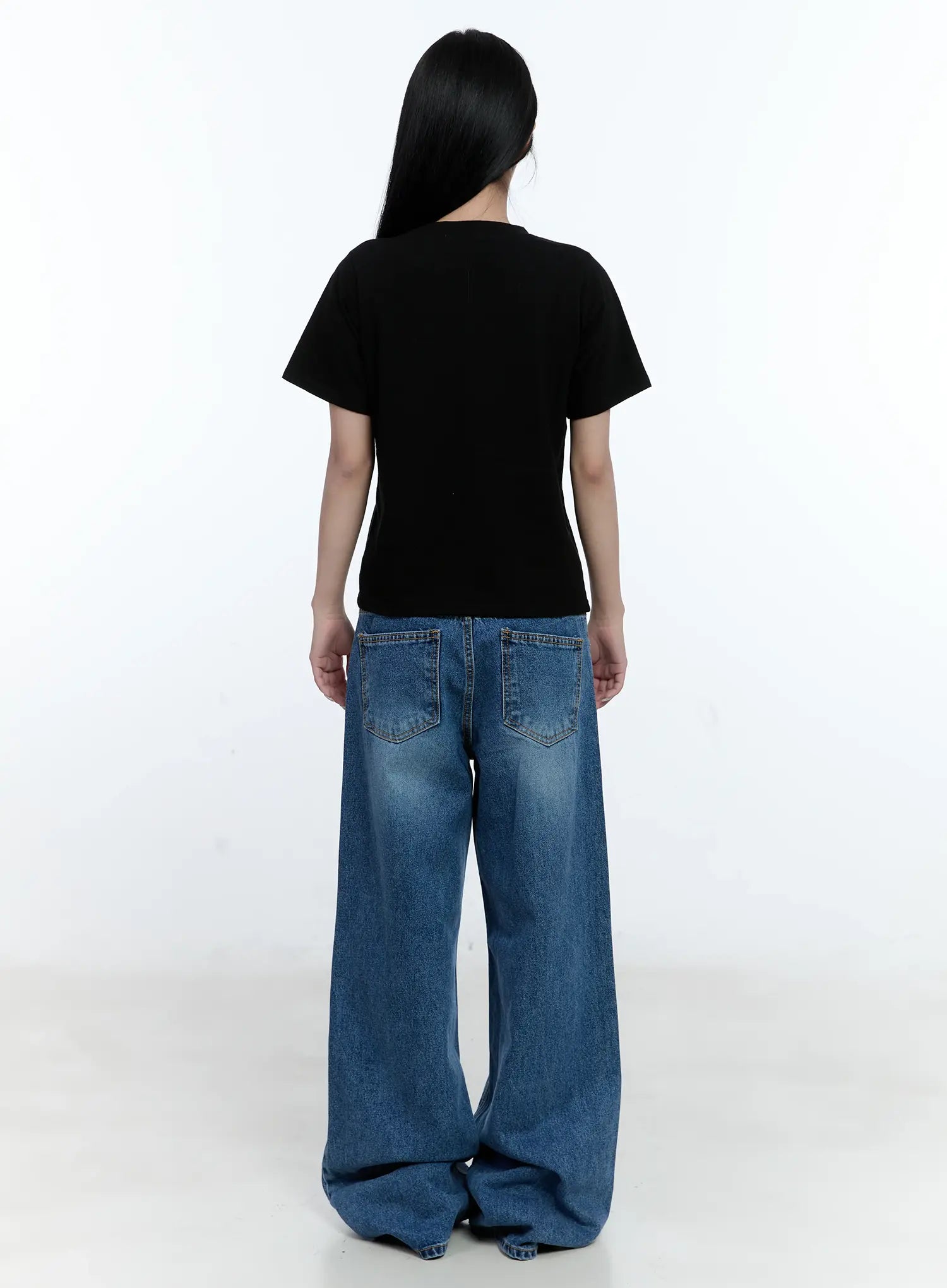 Dahye Washed Relaxed-Fit Denim Jeans CL530