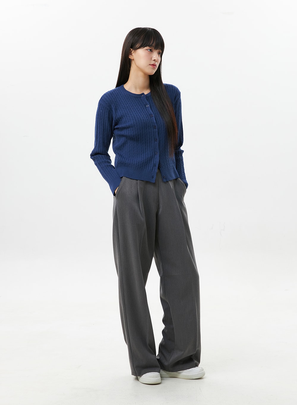 Cable Knit Round Neck Cardigan OS305