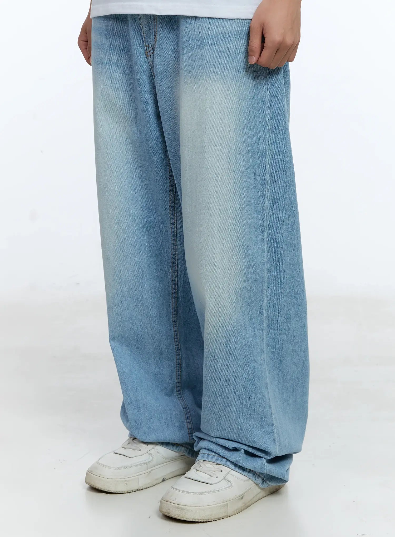 Men's Washed Wide Denim Pants IL517