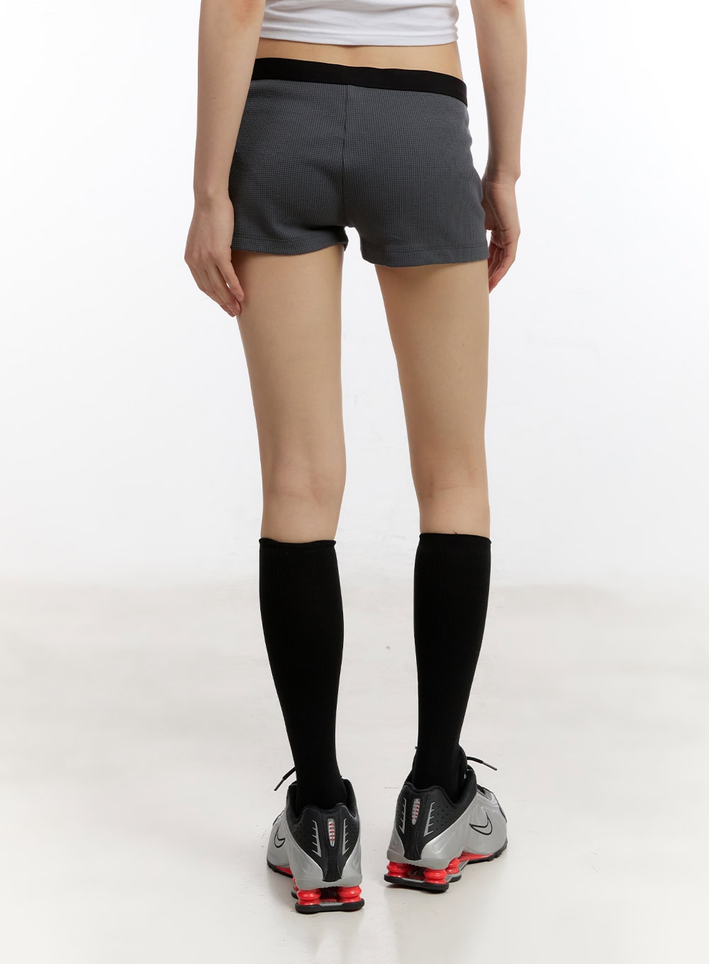 Low-Rise Buttoned Cotton Shorts CA508