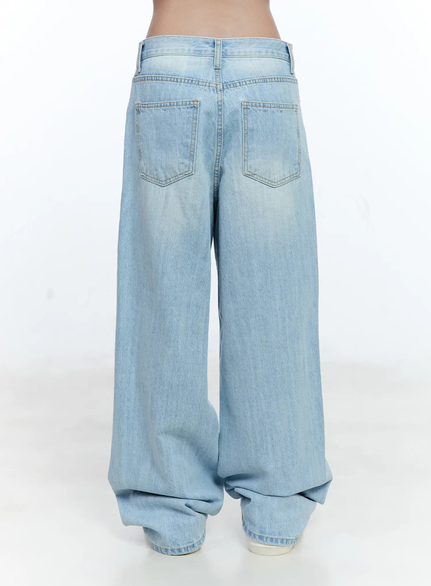 Ryan Wide-Leg Denim Jeans CG512