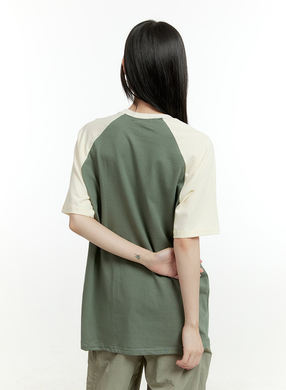 Cotton Graphic Raglan T-Shirt CG402