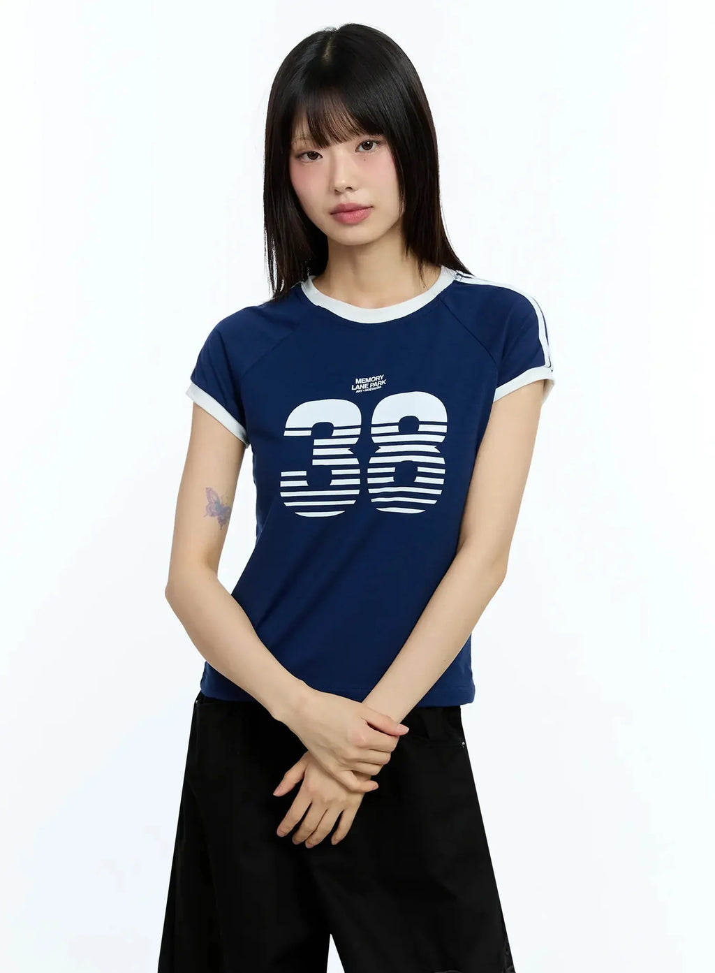 Graphic Two-Tone Tee IU523