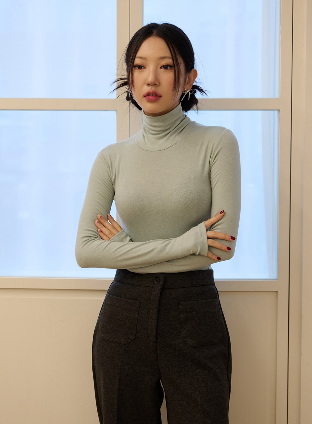 Slim Fit Turtleneck Top with Thumb Hole Sleeve OD327